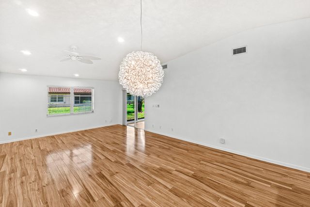 6079 Millington Way, Delray Beach, FL 33484
