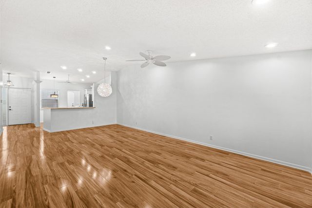 6079 Millington Way, Delray Beach, FL 33484