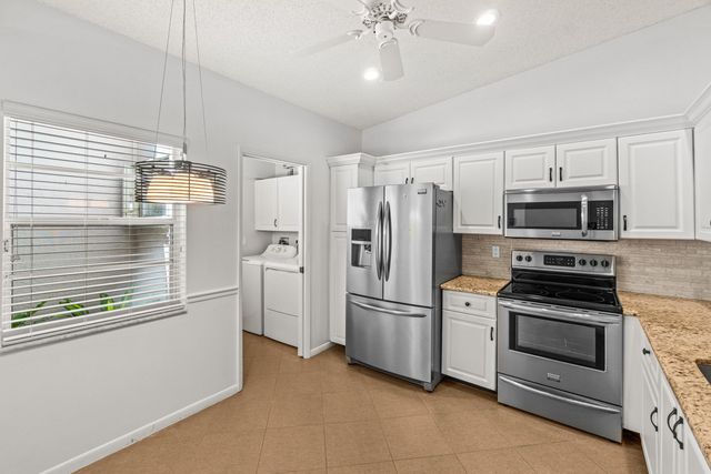 6079 Millington Way, Delray Beach, FL 33484