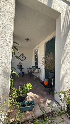 9213 SW 170th Avenue, Miami, FL 33196