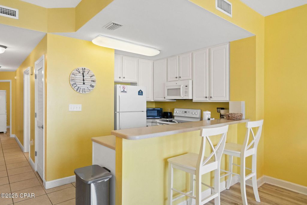 Image 10 of property listing at 5115 Gulf Drive 104, Panama City Beach, FL 32408
