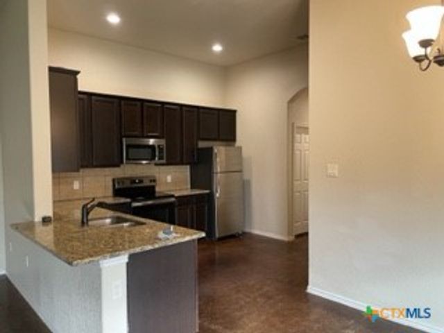 1509 Lucille, Seguin, TX 78155