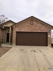 1509 Lucille, Seguin, TX 78155