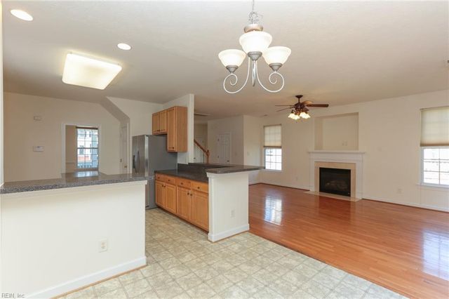 13158 Lake Pointe DR, Carrollton, VA 23314