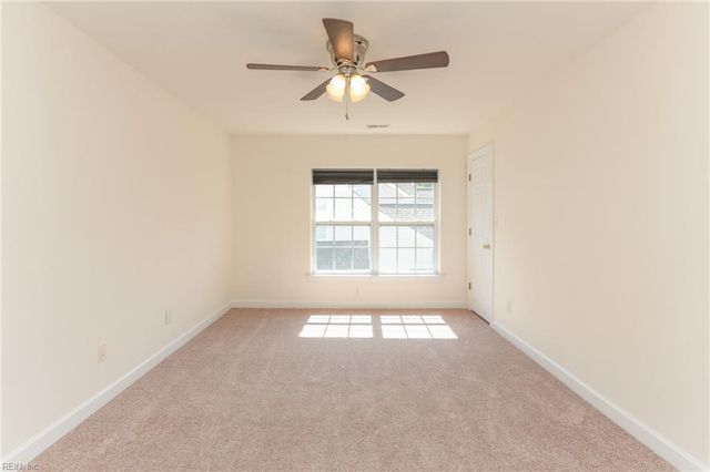 13158 Lake Pointe DR, Carrollton, VA 23314