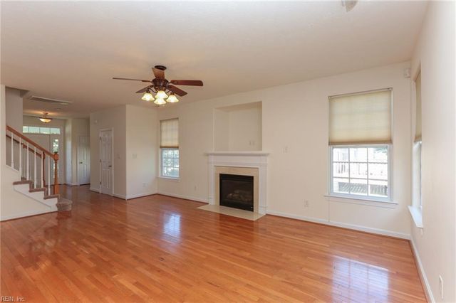 13158 Lake Pointe DR, Carrollton, VA 23314