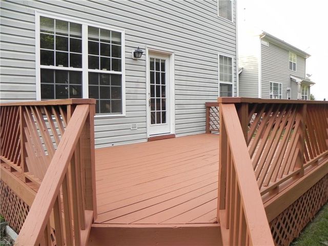 13158 Lake Pointe DR, Carrollton, VA 23314