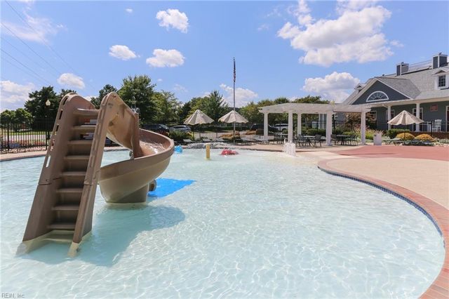 13158 Lake Pointe DR, Carrollton, VA 23314