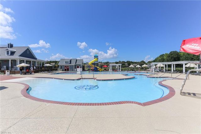 13158 Lake Pointe DR, Carrollton, VA 23314