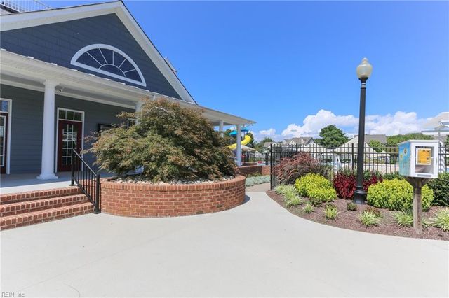 13158 Lake Pointe DR, Carrollton, VA 23314
