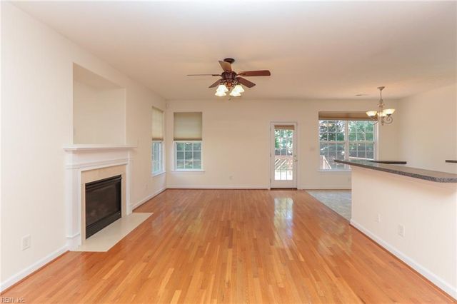 13158 Lake Pointe DR, Carrollton, VA 23314