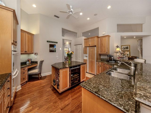 444 TREMINGHAM WAY, Venice, FL 34293