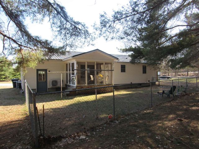 51 McLaughlin Drive, Highgate, VT 05459