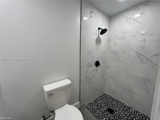 1109 N Grifford Avenue, Lehigh Acres, FL 33936
