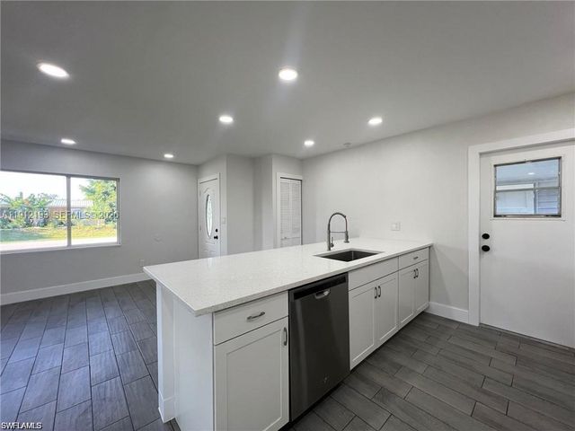 1109 N Grifford Avenue, Lehigh Acres, FL 33936