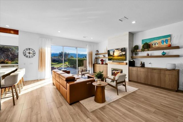 43 La Costa Drive, Rancho Mirage, CA 92270