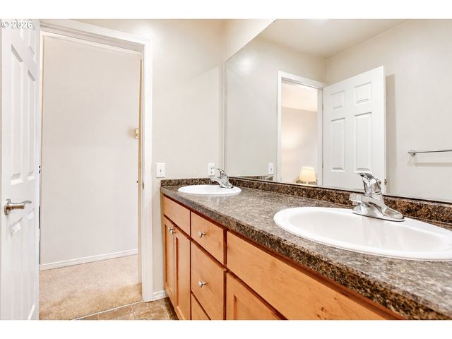 768 Ne 9TH St, Gresham, OR 97030