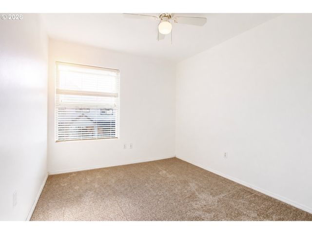 768 Ne 9TH St, Gresham, OR 97030