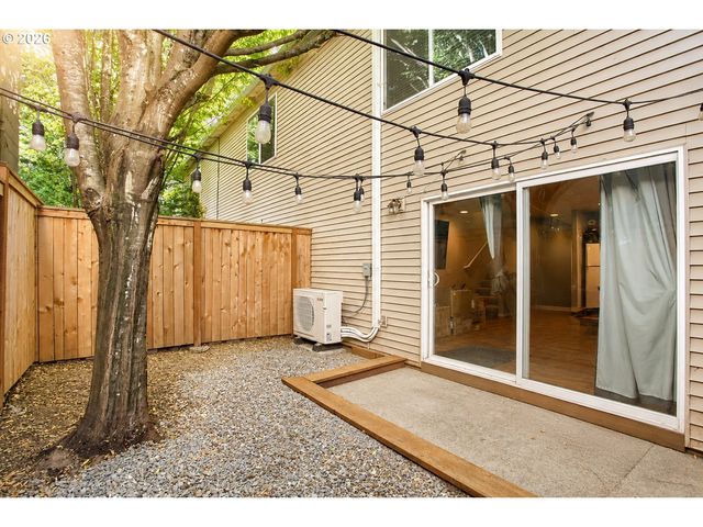768 Ne 9TH St, Gresham, OR 97030