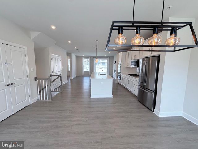 10825 FOXTROT CIR, Upper Marlboro, MD 20772