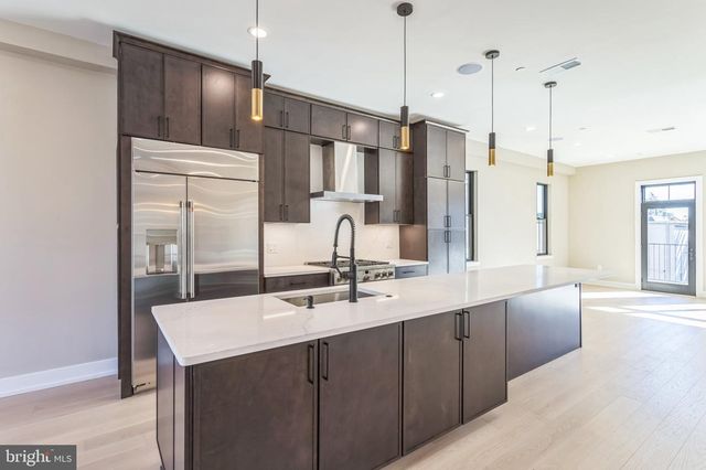 202 KALOS ST, Philadelphia, PA 19128