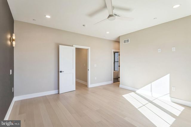202 KALOS ST, Philadelphia, PA 19128