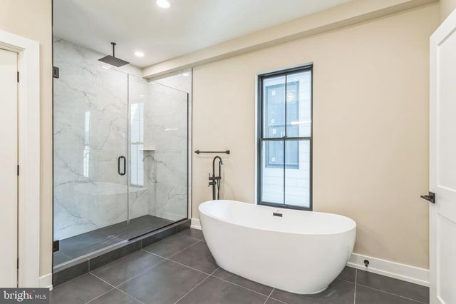 202 KALOS ST, Philadelphia, PA 19128