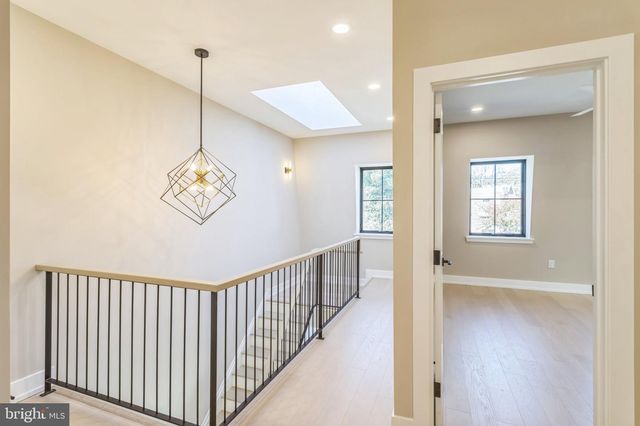 202 KALOS ST, Philadelphia, PA 19128