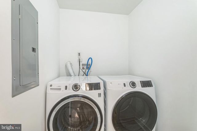 202 KALOS ST, Philadelphia, PA 19128