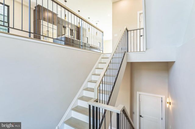 202 KALOS ST, Philadelphia, PA 19128