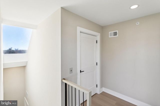 202 KALOS ST, Philadelphia, PA 19128