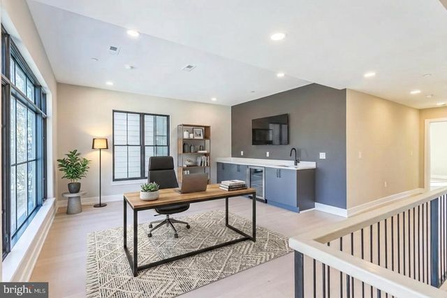 202 KALOS ST, Philadelphia, PA 19128