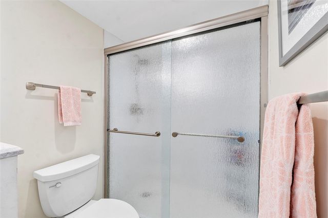 804 Cypress Grove Ln 407, Pompano Beach, FL 33069