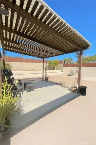 6007 W 86th Place, Los Angeles, CA 90045