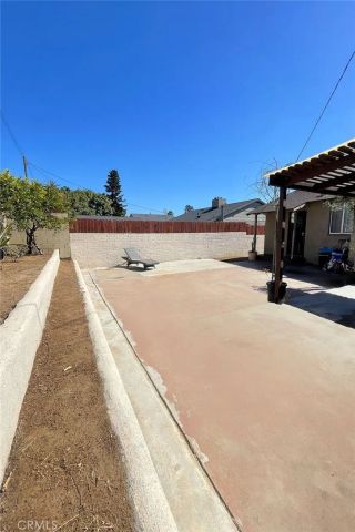 6007 W 86th Place, Los Angeles, CA 90045