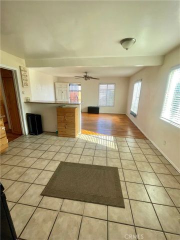 6007 W 86th Place, Los Angeles, CA 90045