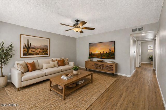 10127 N 95TH Drive B, Peoria, AZ 85345