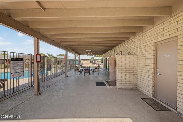 10127 N 95TH Drive B, Peoria, AZ 85345