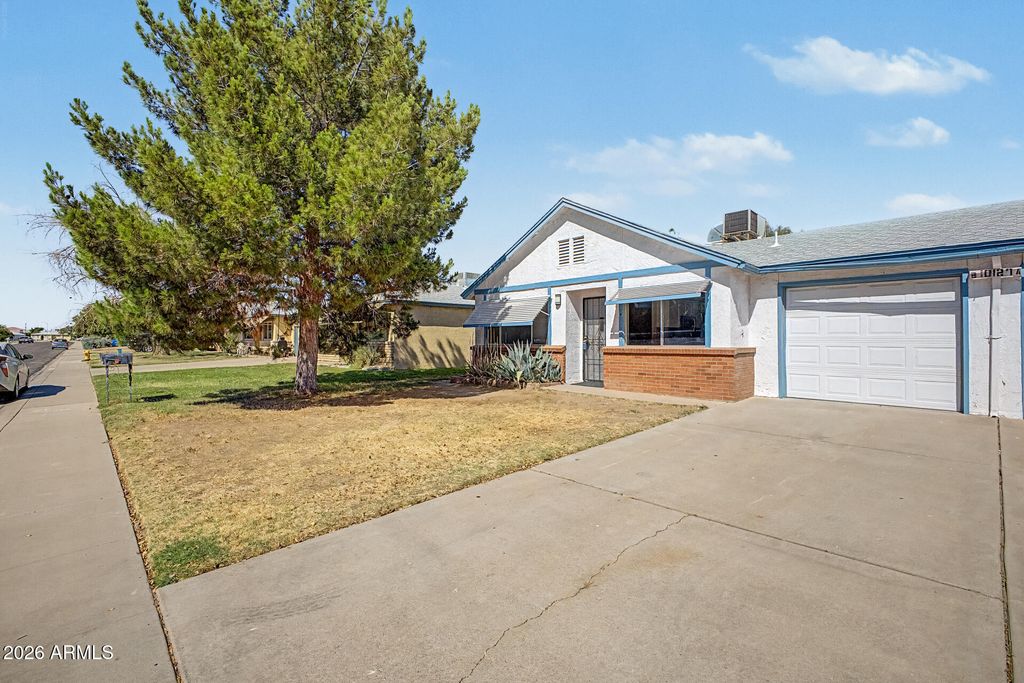 10127 N 95TH Drive B, Peoria, AZ 85345 — photo 2