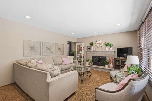 10032 Irwin Circle, Bloomington, MN 55437