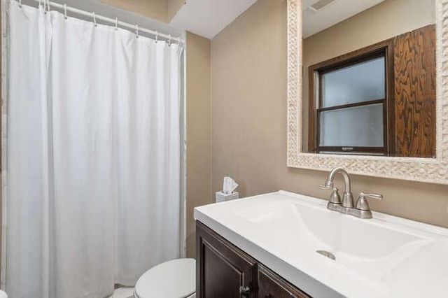 10032 Irwin Circle, Bloomington, MN 55437