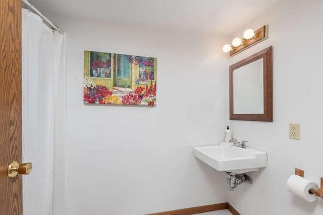 10032 Irwin Circle, Bloomington, MN 55437