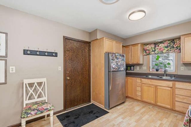 10032 Irwin Circle, Bloomington, MN 55437