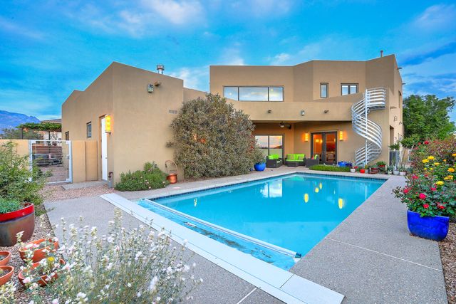 7816 FLORENCE Avenue NE, Albuquerque, NM 87122