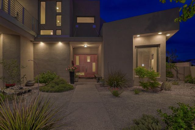 7816 FLORENCE Avenue NE, Albuquerque, NM 87122