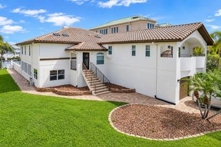 5226 WESTSHORE DRIVE, New Port Richey, FL 34652