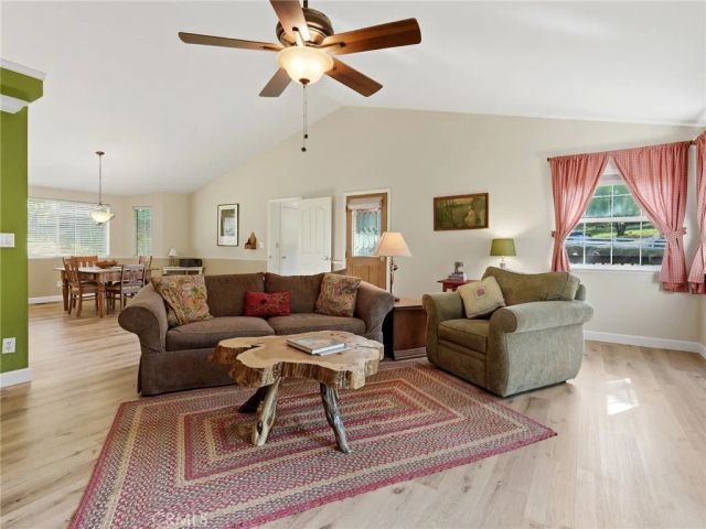 37927 China Creek, Oakhurst, CA 93644