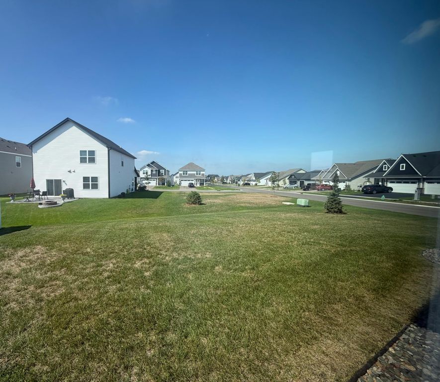 10634 Hinton Avenue S, Cottage Grove, MN 55016 — photo 2
