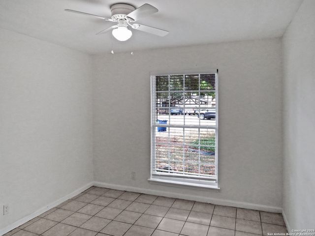 13610 Earlywood, San Antonio, TX 78233