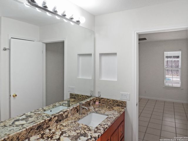 13610 Earlywood, San Antonio, TX 78233